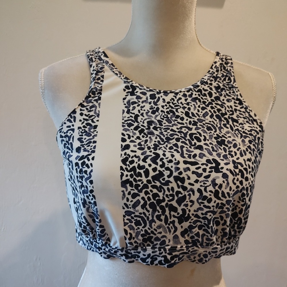 Athleta prestige glory underiwre Sport bra Animal Print size‎ 38 B/C Gym Swim